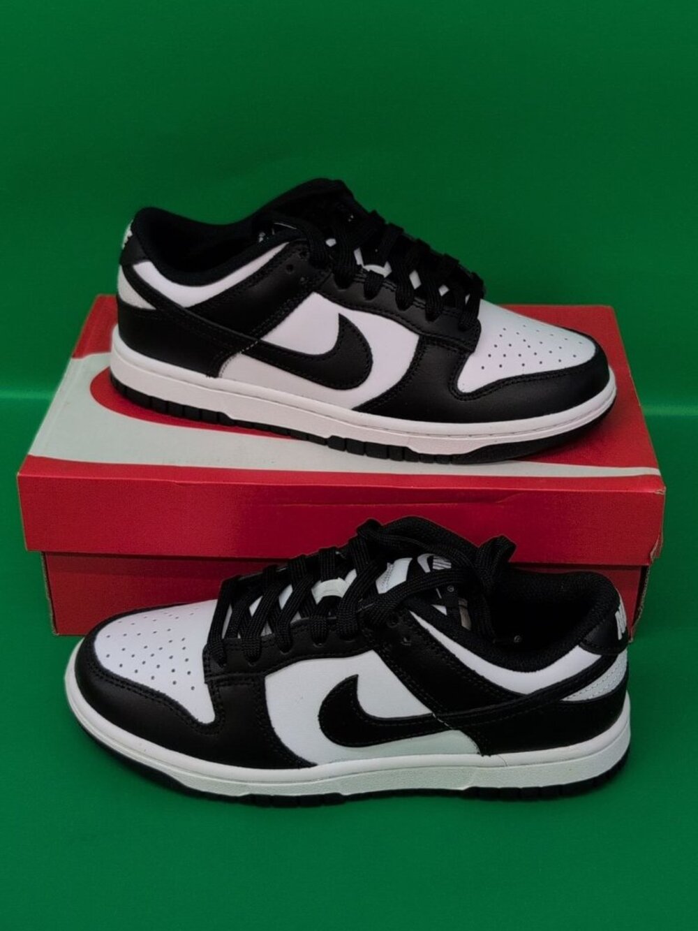Nike Dunk Low Panda Sneakers Women's Lace up Running Shoes US 6.5 White Black